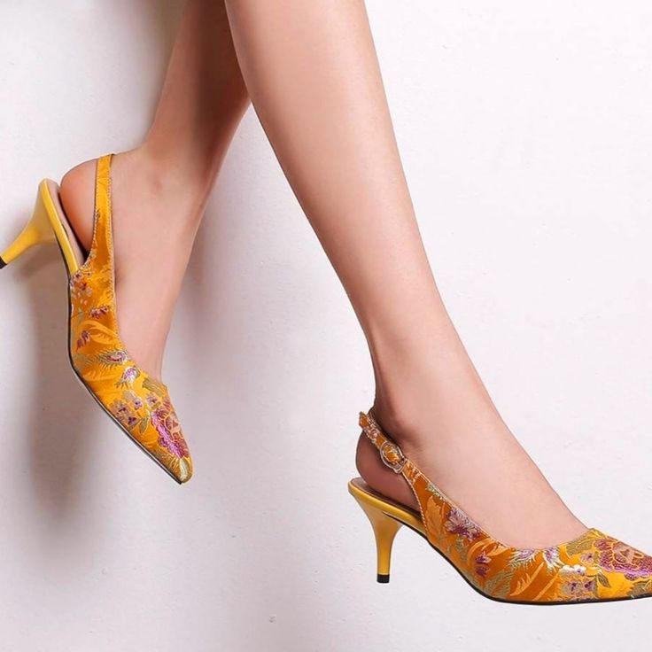 Caradise Women's Embroidered Kitten Heel Slingback Pumps. Classy Pointy Toe Dress Shoes. Perfect For Any Occasion Rather A Party, Work Or Play. Heel High: 6 Cm Upper Material: Satin Toe Style: Pointy Toe Size 6.5 Nwot #S0101823 Yellow Pointed Toe Slingback Pumps For Summer, Yellow Closed Toe Slingback Sandals For Spring, Yellow High Heel Slingback Pumps For Summer, Yellow Pointed Toe Slingback Pumps For Spring, Yellow Open Toe Slingback Pumps For Party, Yellow Ankle Strap Slingback Pumps For Spring, Chic Yellow Slingback Sandals For Spring, Yellow Slingback Pumps For Party, Yellow Slingback Pumps With Heel Strap For Spring