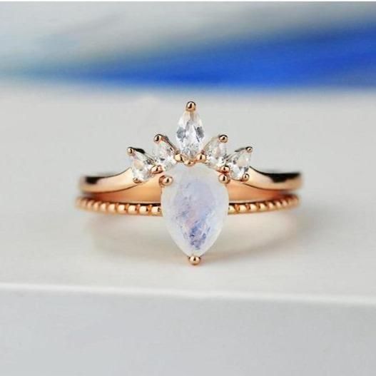 14K Solid Rose Gold Dainty Natural Moonstone Ring Set, 2ct Pear Cut Moonstone Ring Set, Rose Gold Ring Unique Curved Marquise Cut Ring Engagement Roses, Gold Ring Unique, Moonstone Engagement Ring Set, Marquise Cut Rings, Rose Gold Ring Set, White Gold Bridal Set, Gold Lariat Necklace, Tiara Wedding, Moonstone Engagement