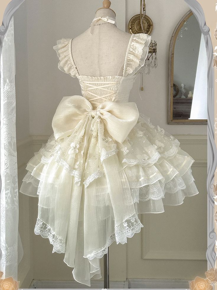 This price is for a big bow train only. Fluffy Christmas Dress, Train Dress Gowns, Dresses From 1800s, Bow In Back Of Dress, Fancy Clothes Women Classy, Big Ruffle Dress, Pretty Dress Designs, Short Wedding Dress Big Bow, Short Dress With Big Bow