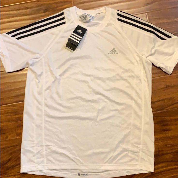 Nwt Adidas Performance! White Climacool Sports Shirt! Smoke Free Home Building Wardrobe, Sports Shirts Ideas, Wardrobe Fails, Oversize Outfit, Pants Outfit Men, Y2k Men, Cute Lazy Day Outfits, Black And White Shirt, Lazy Day Outfits