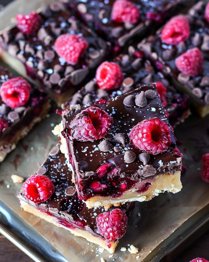 Dark Chocolate Raspberry Pie Bars | Blackberry Raspberry Pie, Raspberry Pie Bars, Chocolate Raspberry Pie, Dark Chocolate Raspberry, Tart Flavors, Raspberry Bars, Oatmeal Cream Pies, Raspberry Pie, Oatmeal Cream