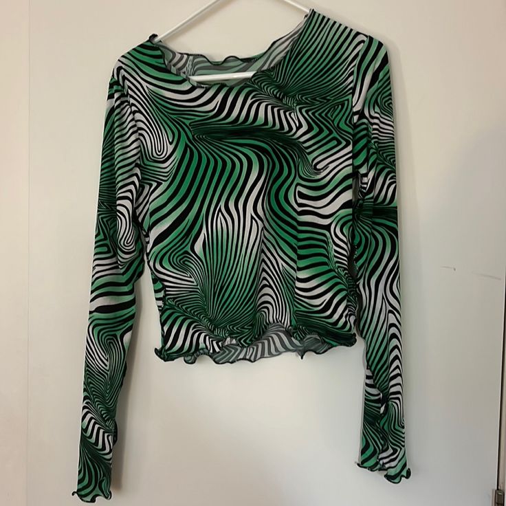 Handmade Y2k Style Top Bought On Depop. Never Worn, Didn�’t Fit Me. Green Zebra, Y2k Style, Black Green, Room Ideas, Swirl, Top Styles, Long Sleeve Tees, Blouses, Tops & Tees