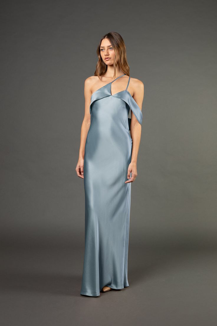 Pure silk charmeuse full length bias gown with open back. Features a split detail cowl... Silk Gowns, Midi Wedding Dress, Bridesmaid Colors, Drape Gowns, Bridesmaid Dress Styles, Bridal Party Dresses, Silk Gown, Midi Cocktail Dress, Silk Charmeuse