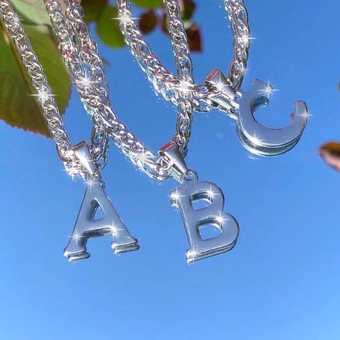 STAINLESS STEEL CHAIN + LETTER PENDANT AVAILABLE IN 16” AND 18” LENGTHS. SELECT YOUR LETTER OPTION AND LENGTH WHEN CHECKING OUT (1 LETTER) LOBSTER CLASP CLOSURE handmade with love 🖐❤️ Chain Letter, Custom Initial Necklace, Birthday List, Custom Initials, Letter Pendants, Steel Chain, Initial Necklace, Stainless Steel Chain, Lobster Clasp