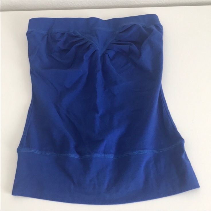 Tube Top Shirt Cotton. Color: Royal Blue Size: M Fitted Blue Cotton Top, Spring Blue Workout Tops, Blue Workout Tops For Spring, Royal Blue Fitted Short Sleeve Top, Casual Royal Blue Summer Tops, Tube Top, Shirt Color, Royal Blue, Top Shirt