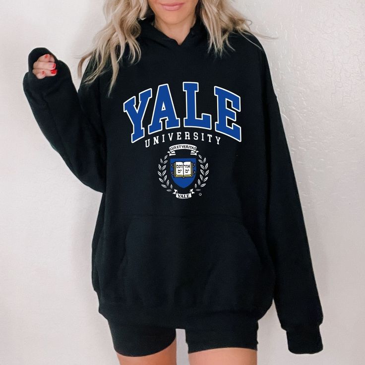 🔹🎓 Loving our new Yale University hoodie!! So comfy and perfect to wear around the house or rock to classes. 💙 #YaleUniversity #HoodieLove #CampusStyle #ComfyAndCozy #CollegeFashion #YalePride #UniversityVibes #StayFashionable #StudentLife #HoodieGoals 🎉✨ Yale Hoodie, Yale Sweatshirt, Sweetheart Outfit, University Hoodie, Campus Style, Outfit Hoodie, College Board, Hoodie Aesthetic, Dream College