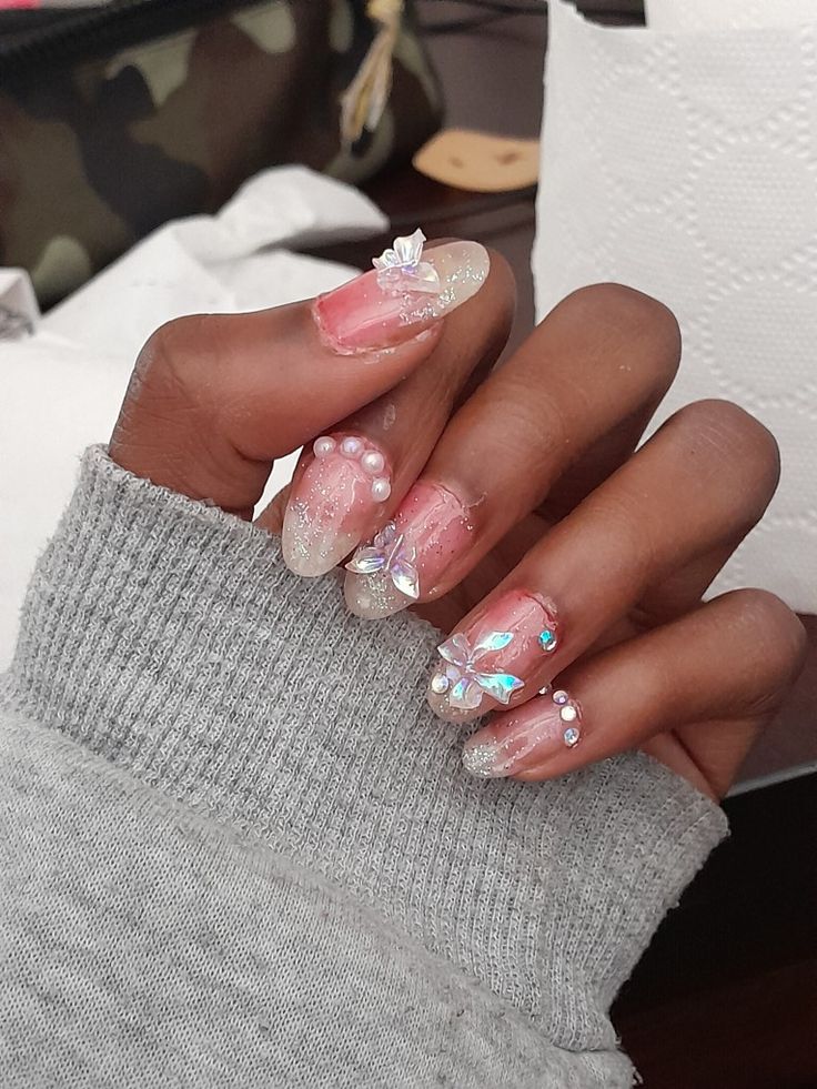 #nails #douyin #douyinnails Aura Blush Nails, Sparkly Jelly Nails, Japanese Nail Designs Kawaii, Kawaii Nail Art Korean, Short Japanese Nails, Short Kawaii Nails, Jelly Nails Short, Japanese Nail Art Kawaii, Korean Jelly Nails