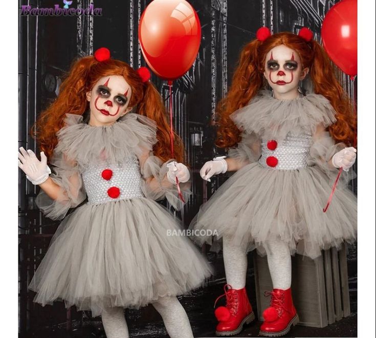 Penny Wise Costume, Girls Clown Costume, Pennywise Costume For Kids, Girl Clown Costume, Queen Of Hearts Halloween Costume, Queen Of Hearts Halloween, Wise Girl, Sleepover Things To Do, Unique Halloween Costumes