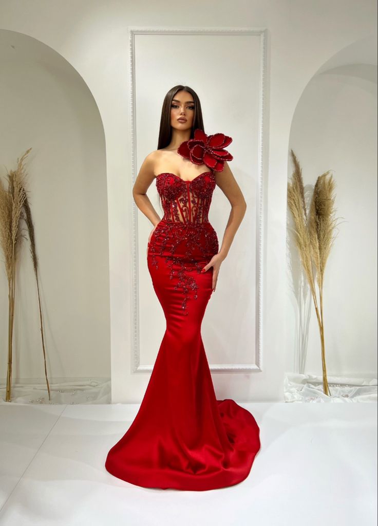 Red Matric Farewell Dresses, Red Dinner Dresses Classy Elegant, Red Pageant Gowns, Dinner Dress Classy Elegant, Matric Farewell Dresses, Civil Dress, Farewell Dresses, Mermaid Style Dress, Detailed Dress