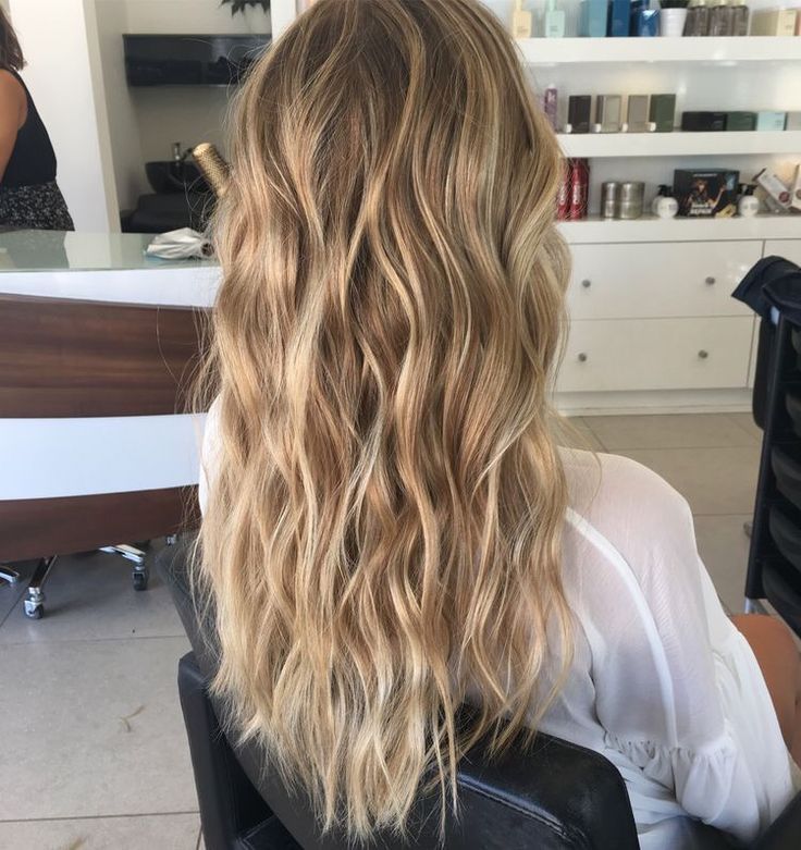 Hair Done, Honey Hair, Balayage Hair Blonde, Blonde Hair With Highlights, Brown Blonde Hair, Long Blonde, Tone Hair, Long Blonde Hair, Hair Inspo Color