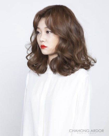 Korean Perm, Permed Hairstyles, Asian Hair, Cut My Hair, Hair Waves, Hairstyles Haircuts, Curled Hairstyles, Pretty Hairstyles, Wavy Hair