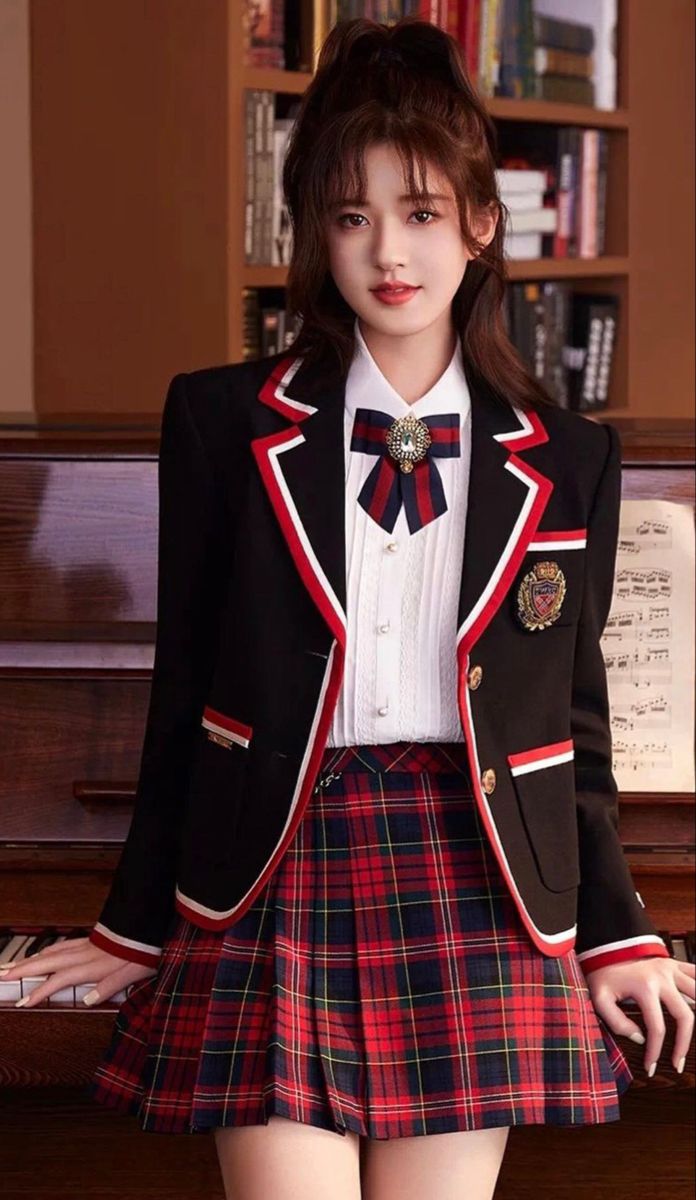 China School Uniform, Chinese School Uniform, School Sports Outfits, Korean Uniform School, Korean Uniform, Zhao Lu Si, British School Uniform, Chinese Fancy Dress, Outfit Korean Style