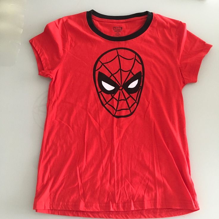 Women’s Marvel Spider-Man T-Shirt. Brand New. Size Medium. Red Shirt Aesthetic, Spider Man Shirt, Avengers Shirt, Spiderman Shirt, Turtle Shirts, Marvel Logo, Marvel Tshirt, Kid Clothes, Aesthetic Fits