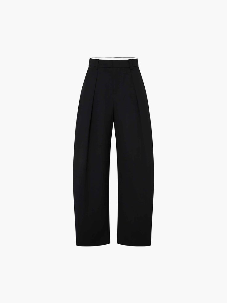 MO&Co. Women's Tailored Wool Blend Pants These pants are expertly crafted from a Merino wool blend, making them perfect for the cooler autumn season. Features relaxed straight legs and a sleek side-seam pocket design, these pants offer both style and functionality. Features : - Relaxed straight legs, full length- Zip and hook-and-bar closure- Side-seam pockets design- Made from Merino wool blend Code: MBD3PAT033The back length of size M is 110.5cmMATERIALS & CARE Material: 50.7% Wool 49.3% Polye Black Wide Leg Pants With Straight Hem For Office, Black Wool Wide Leg Pants With Pressed Crease, Black Wide-leg Pants With Pressed Crease, Black Wool Wide Leg Office Pants, Classic Wide-leg Pants With Side Pockets, Black Pants With Pressed Crease And Straight Hem, Chic Black Bottoms With Seam Detailing, Black High-waisted Pants With Pressed Crease, Black Wool High-waisted Wide Leg Pants