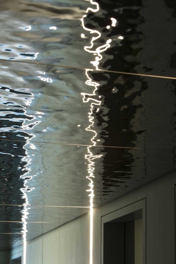 sir joan hotel ceiling, sir joan hotel, hotel, water, reflection, wet, rain, river, light, flood, ocean, storm, lake, desktop, sea Dark Blue Bar, F1 Academy, Mirror Ceiling, Ceiling Treatments, Water Ripples, Metal Ceiling, Light Installation, Ceiling Design, Space Design