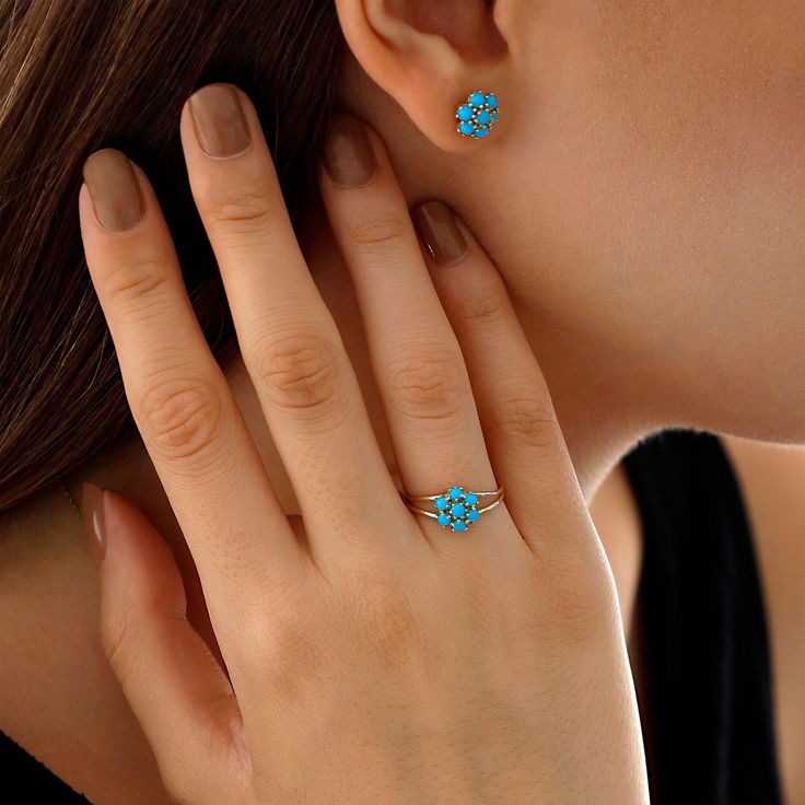 This 14k Gold Turquoise Hexagon Flower Ring will look great on you no matter what you wear! Thanks to its dainty and minimalist design, you'll never want to take it off once you wear! Treat yourself with such beautiful ring as well as being protected by the incredible benefits of Turquoise gemstone! 14k Gold Turquoise Hexagon Necklace: https://www.etsy.com/listing/941847379 14k Gold Turquoise Hexagon Earrings: https://www.etsy.com/listing/1301737492 ◖ A B O U T ◗ For those who operate at high al Dazzling Wedding Gemstones, Fine Jewelry Turquoise Gemstone, Turquoise Gemstone Fine Jewelry, Blue Diamond Jewelry For May Birthstone, Blue May Birthstone Jewelry For Anniversary, Fine Jewelry Blue May Birthstone, Blue Fine Jewelry For May Birthstone, Dazzling Blue Gemstones As Gift, Dazzling Jewelry With Gemstone Accents