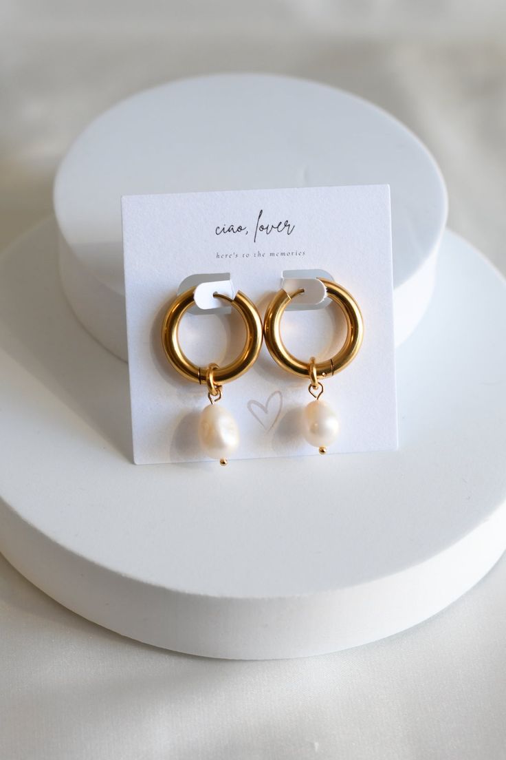 Pearl Hoop Earrings - Earrings - Mod & Soul - MOD&SOUL Earrings With Pearls, Pearl Hoop Earrings, Pearl Drop Earrings, Gold Hoop, Pearl Drop, Gold Hoop Earrings, 18k Gold, Pearl Earrings, Gold Plate