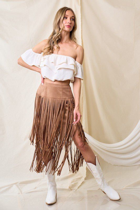 Parton Fringe Skirt - Tan - The Farmhouse AZ Fall Fitted Suede Skirt, Fitted Suede Skirt For Fall, Fall Festival Fringe Skirt, Chic Fringe Skirt For Fall, Chic Festival Skirt, Chic Brown Fringe Skirt, Nashville Outfit, Western Glam, Western Skirts