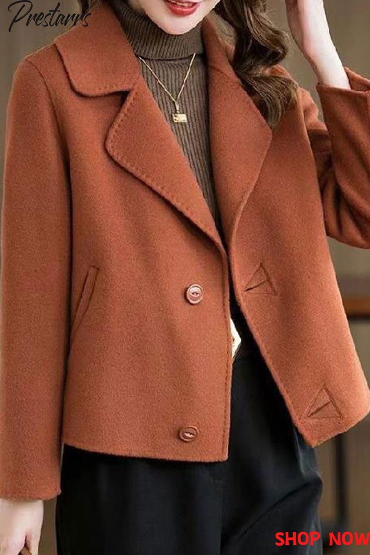 # woolen coats # coats # jackets # fall winter outfits # Giacca In Tweed, Woolen Coat Woman, Autumn Outwear, Patron Vintage, Women Outerwear, Coat Style, Middle Age Fashion, Casual Outerwear, Slim Shorts