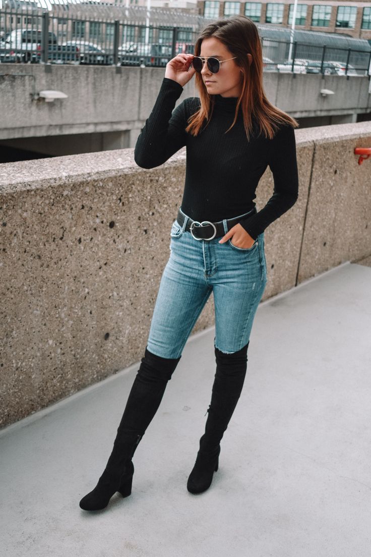 4 ways to wear knee high boots - words are for writers Styling Knee High Boots, How To Style Knee High Boots, How To Wear Knee High Boots, Womens Boots Knee High, Over The Knee Boot Outfit, Bota Over, Knee Boots Outfit, Long Outfit, Below The Knee Dresses