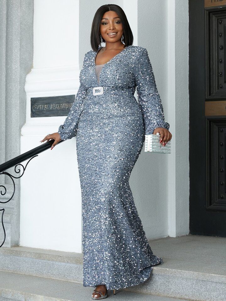 Plus Size Elegant Gowns, Long Peplum Dress, Long Plus Size Dresses, Plus Size Dinner Outfit Classy, Sequence Gown Styles, Lace Styles For Wedding, Lace Dress Classy, African Attire Dresses, Long African Dresses