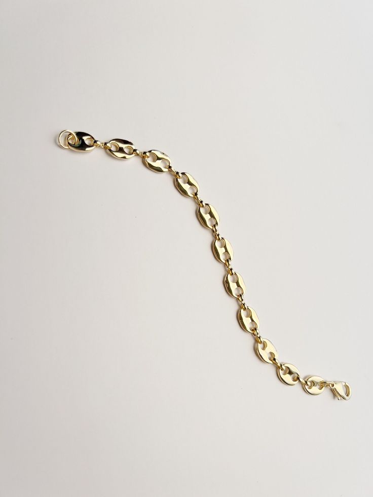 *This chain is a suitable base for a charm bracelet! To build your custom charm bracelet: add this bracelet and add any of our available charms to your cart. Leave us a note if you care about the order of your charms, otherwise, we will choose what we think looks best (we're pretty good at it)! Bold and classic 8mm mariner link style bracelet, measures 7" in length. Please let us know if you need additional length to ensure proper fit. Vintage brass plated in a heavy layer of bright and shiny 14 Classic Metal Bracelets With Charms, Gold Charm Bracelet With Rectangular Links And Lobster Clasp, Gold Plated Link Bracelets With Lobster Clasp, Gold Plated Link Bracelet With Lobster Clasp, Metal Oval Link Jewelry With Charms, Oval Link Charm Bracelet With Extender As Gift, Everyday Yellow Gold Charm Bracelet With Extender, Gold-tone Link Bracelet With Lobster Clasp, Gold Oval Link Oyster Bracelet Gift