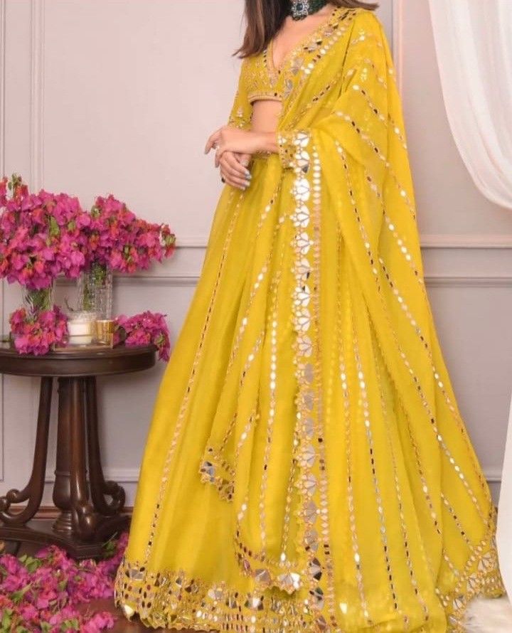 Lehenga Haldi, Mayon Dress, Lehenga Sangeet, Lehenga Shopping, Mehendi Dress, Sangeet Lehenga, Peach Clothes, Haldi Dress, Pretty Maxi Dress