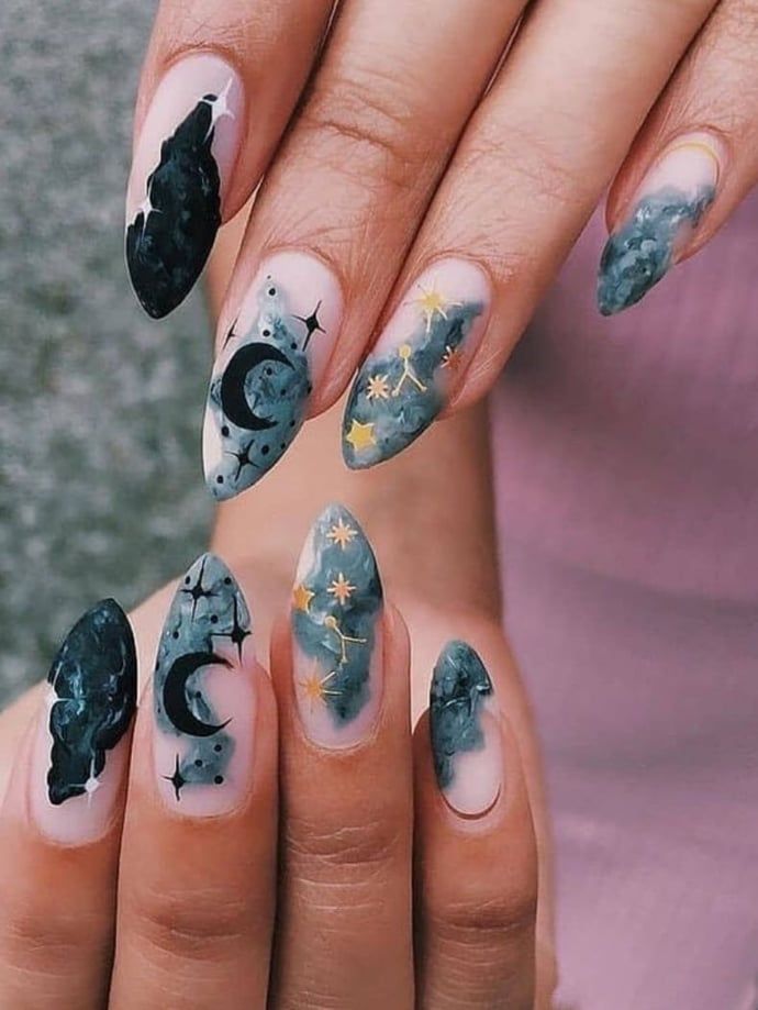 Aquarius Nails, Supernatural Nails, Halloween Nails Ideas, Fun Halloween Nails, Halloween Nails Diy, Nail Art Halloween, Witchy Nails, Long Nail Designs, Blue Nail Designs