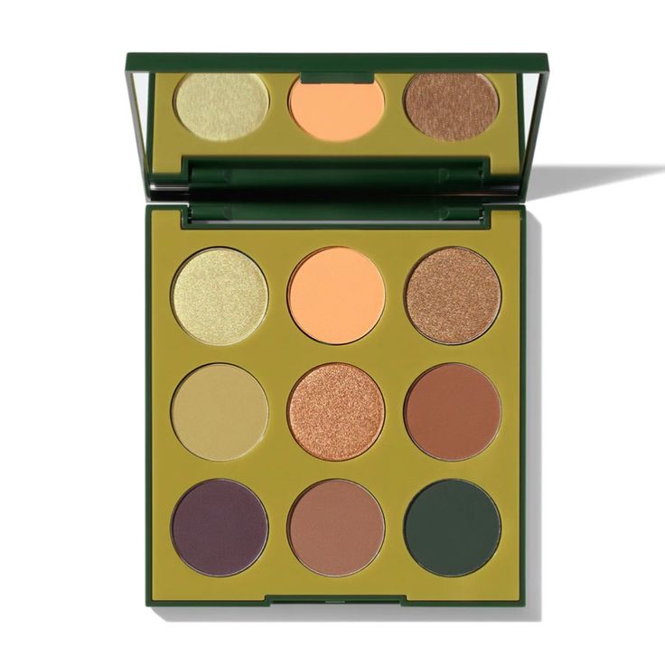 9 Shades That Naturally Stun Say Hello To The Most Wearable Palette In The Game, Babe. These Mega-Creamy, Go-Anywhere Shades Are The Answer To A Fun Twist On Endless, Natural Looks. (Finish: Matte And Shimmer) Shade Names Row 1: It’s Me, Please Hold, Ring Back Row 2: You’re A Natural, Dialed Up, Common Ground Row 3: Really Busy, Long Distance, Cell Yeah Net Weight: 10.1 G / 0.35 Oz. Morphe Eyeshadow Palette, Morphe Eyeshadow, Makeup Morphe, Morphe Palette, Morphe Makeup, Back Row, Palette Color, Common Ground, Eye Palette