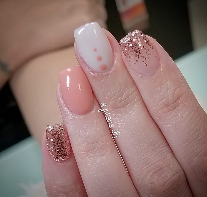 Pretty Spring Nails, Summer Nails 2023, Simple Gel Nails, Nails Design With Rhinestones, Blush Nails, Cute Gel Nails, Nails 2023, Dipped Nails, Square Acrylic Nails