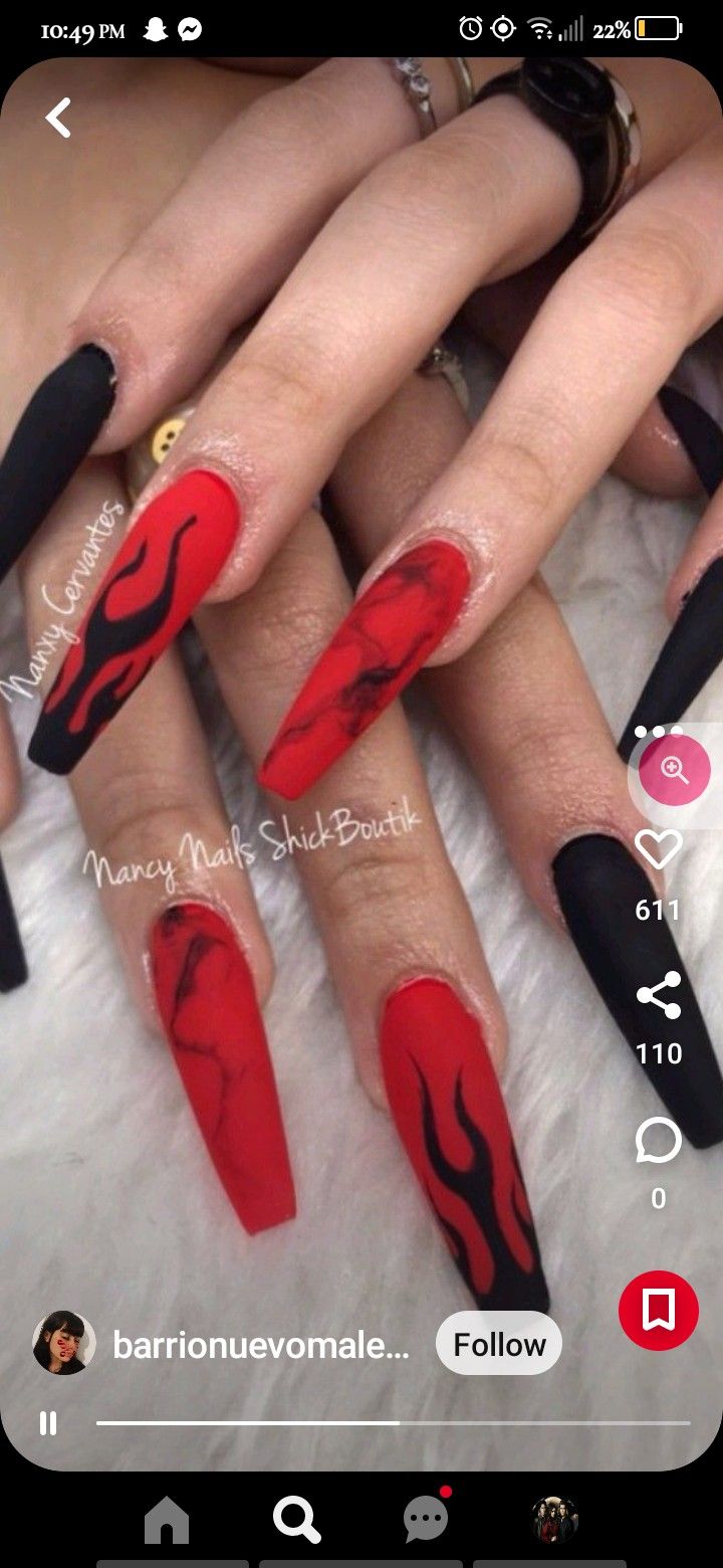 Black And Red Nail Ideas, Moms Nails, Red Nail Ideas, Red Stiletto Nails, Season Nails, Black Stiletto Nails, Red Nail, Black Fire, Fire Nails