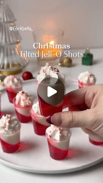 Cocktails (21+ to follow) on Instagram: "Elevate your holiday parties with these Christmas Tilted Jell-O Shots ❤️ Tag a friend you’d want to make these with this season. Inspired by: @champagneang

Strawberry Layer:
-3 oz. strawberry Jell-O mix
-1 cup boiling water
-1/2 cup vodka
-1/2 cup cold water
White Layer:
-7 oz. sweetened condensed milk
-1 cup boiling water
-1 packet gelatin
Other:
-whipped cream
-crushed candy canes

#tiltedjelloshots #christmasjelloshots #christmas #jelloshots #christmaspartyideas #jello" Alcohol Treats, Boozy Fruit, Christmas Morning Brunch, Christmas Jello Shots, Jell O Shots, Morning Brunch, 2024 Recipes, Fancy Drinks, Jell O