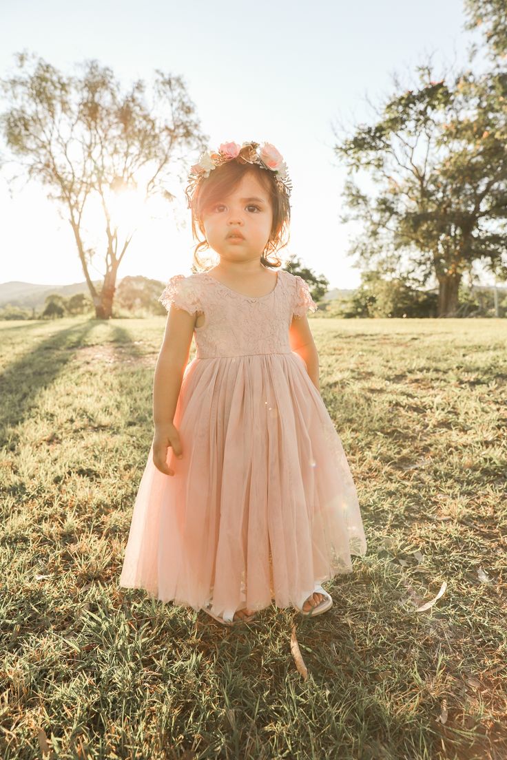 Flower Girl Dress Boho Flower Girl Dress Toddler, Toddler Wedding Outfit Girl, Flower Girl Dresses Blush, Phoebe Wedding, Flower Girl Dresses Toddler, Sept Wedding, Unique Flower Girl Dresses, Pink Flower Girl Dress, Toddler Flower Girl