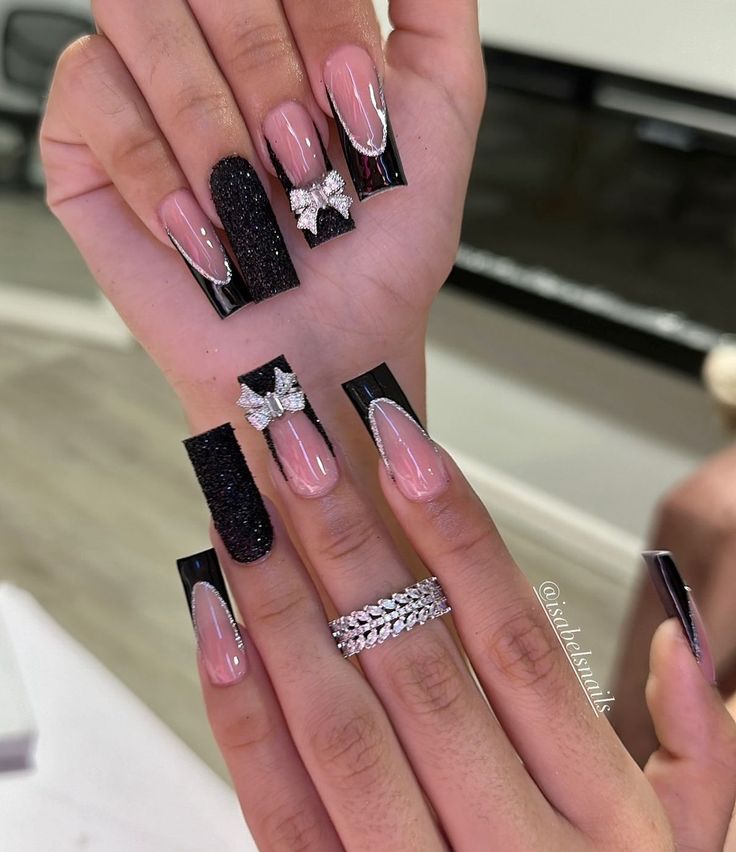 Black Nails Pink Underneath, Acrylic Nail Designs Pink And Black, New Years Nail Ideas Coffin, Black Graduation Nails Ideas, Simple Black Acrylic Nail Designs, Nails White And Black Design, Black Or Red Nails, Black Birthday Nails Coffin, Nail Art Designs Black And Silver