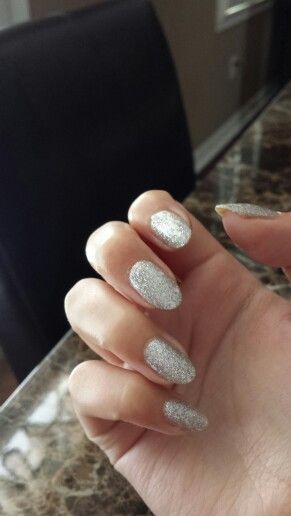 Grey Sparkly Nails, Sparkly Holiday Nails, Sparkly Silver Nails, Silver Sparkly Nails, White Sparkly Nails, Sweet 16 Nails, Ball Nails, Dance Nails, Grad Nails