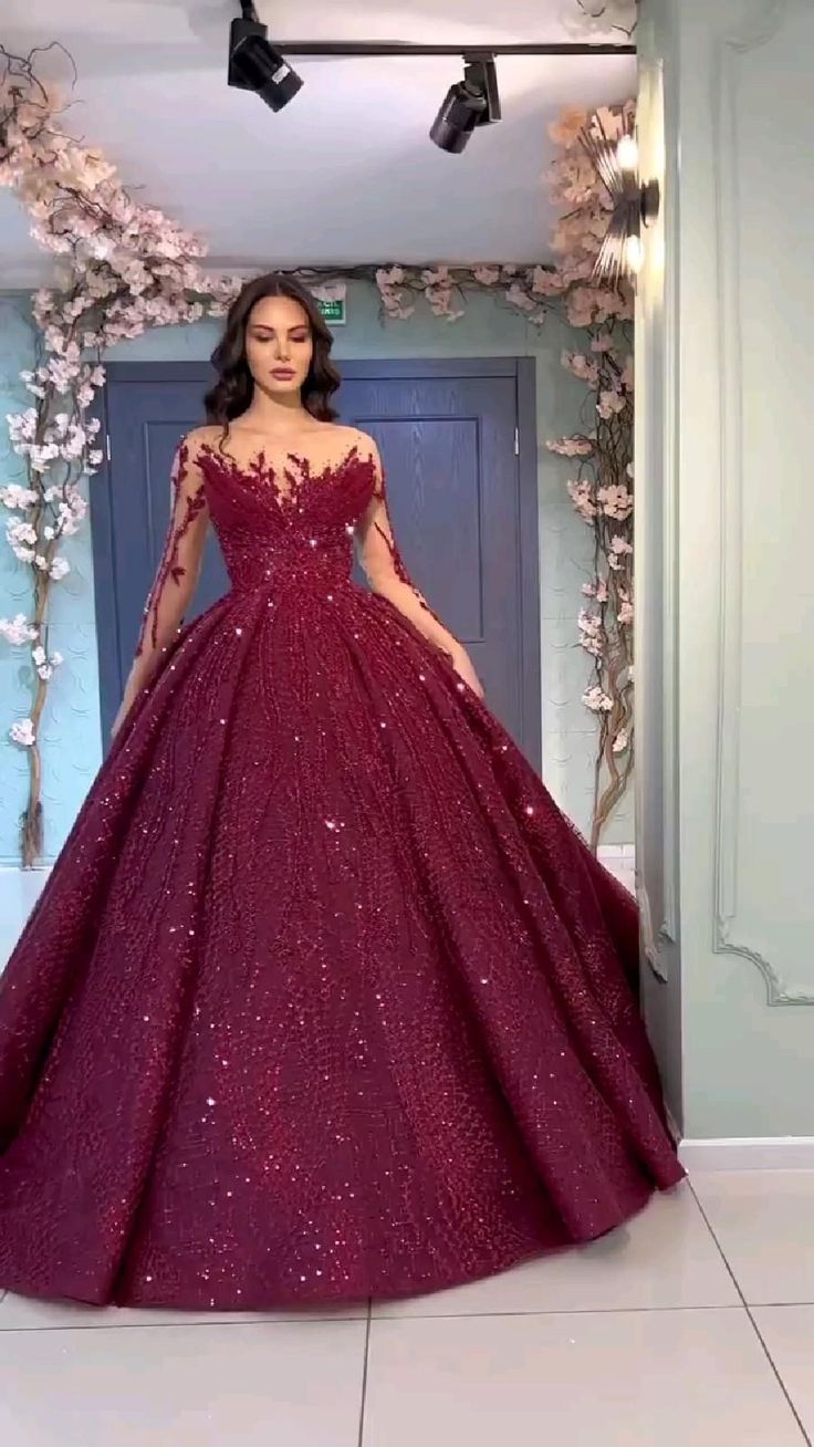 Sangeet Outfit Bridal Gown, Gown For Engagement Indian, Engagement Gowns Indian, Engagement Dress For Bride Indian, Things To Buy At Costco, Engagement Dress For Bride, Engagement Gown, Bridal Lehenga Online, Engagement Gowns