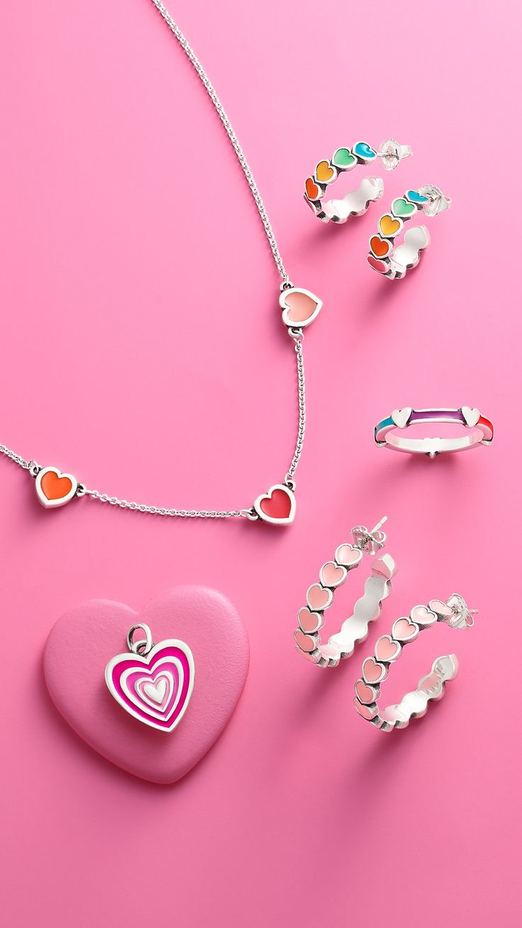 NEW designs for Valentine's Day are here! ❤️ Treat the ones you love most, or pick something sweet for yourself. James Avery Jewelry, New Charmed, James Avery, New Jewelry, Crafted Jewelry, Something Sweet, Love Notes, New Designs, Jewelry Designs