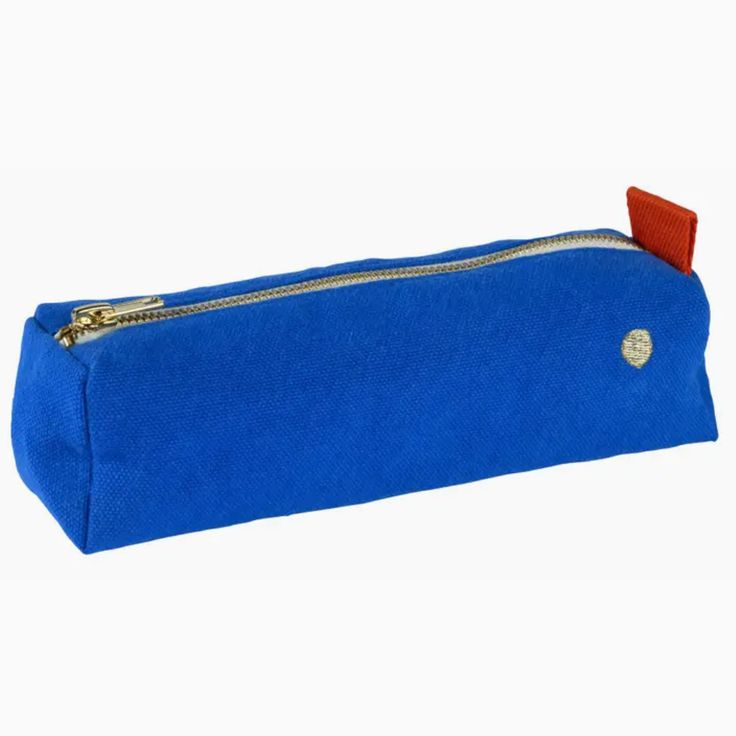 A practical pencil case, easy to take everywhere. Coated lining. Water-repellent Size : 20 x 5.5 cm Functional School Pencil Case Pouch, Everyday Pencil Cosmetic Bag With Zipper, Functional Blue Pouch For School, Functional Blue School Pouch, Blue Rectangular Pencil Case For Back To School, Modern Rectangular Pencil Case With Zipper Closure, Functional Cosmetic Bag With Pen Holders, Functional Zipper Closure Pencil Case For Personal Use, Functional Pencil Case With Zipper Closure As Gift