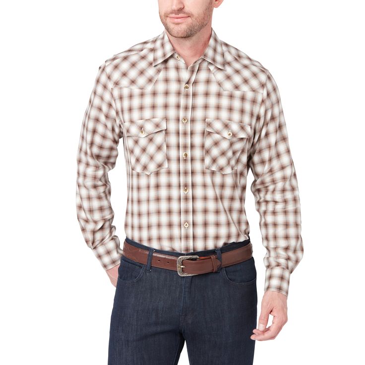 When it comes to western shirts, the Valley or "El Valle" has been well-tested for long-lasting comfort and quality. Named after the Rio Grande Valley, this long-sleeve western comes with all the tried-and-true details, including two flap pockets and a western front and back yoke. In the field or at the table, the Valley runs deep with tradition and function. Model is 6'1 and wearing size M. Rio Grande Valley, Handcrafted Boots, Western Front, Handmade Boot, At The Table, Rio Grande, Western Shirts, The Field, The Table