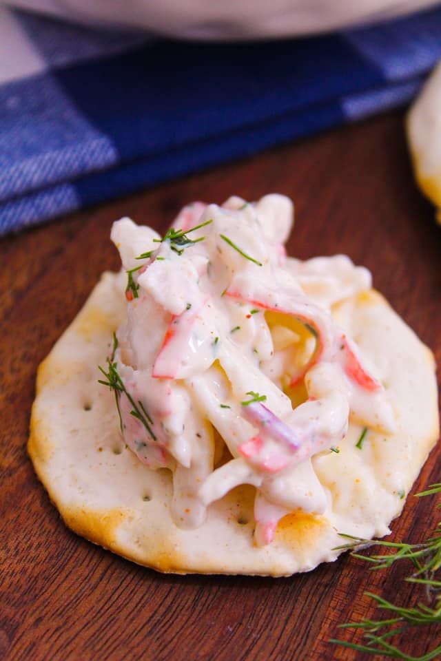 some kind of appetizer that is sitting on a table