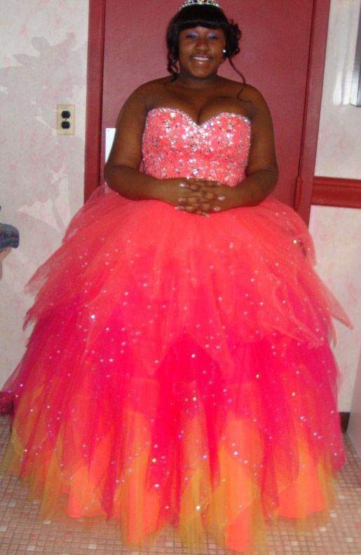 Early 2000s Prom Dress, Prom Dresses 2000s, Bright Pink Prom Dress, Early 2000s Prom, Dresses Through The Decades, Worst Prom Dresses, Prom 80s, Emo Prom, Prom Dress 2000s