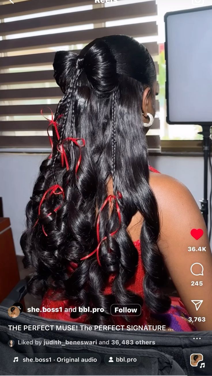 Hairstyles For 18th Birthday, Dolly Hair, Office Food, Sleek Ponytail Hairstyles, Birthday Hairstyles, Bow Coquette, Quick Weave Hairstyles, Dyed Hair Inspiration, Bow Hairstyle