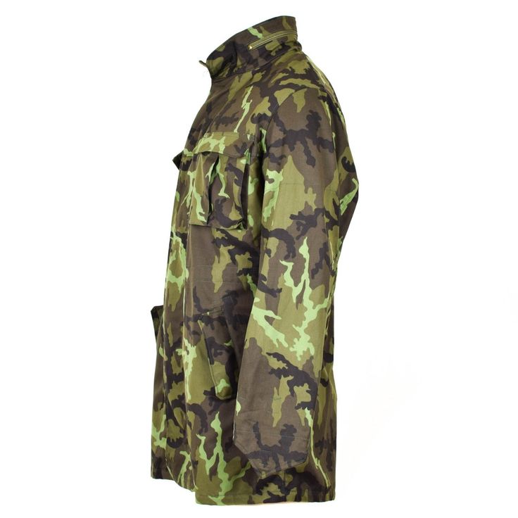 Military Hunting Outerwear With Pockets, Casual Hunting Parka With Pockets, Casual Parka With Pockets For Hunting, Military Parka With Patch Pockets For Outdoor, Military Style Parka With Patch Pockets For Outdoor, Military Style Long Sleeve Parka With Patch Pockets, Combat Style Long Sleeve Parka With Pockets, Utility Hunting Jacket With Patch Pockets, Utility Jacket With Patch Pockets For Hunting