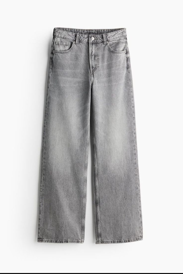 H&m Wide Leg Jeans, Grey Washed Jeans Outfits, H&m Clothes, Grey Wide Leg Jeans, Grey Baggy Jeans, Cute Trousers, Uniqlo Women Outfit, Jeans Gris, High Waisted Wide Leg Jeans