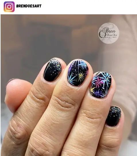 Fire Works Nail Design, Firework New Years Nails, Bonfire Nail Designs, Disney Firework Nails, Bonfire Night Nails, Fireworks Nail Art, Firework Nail Design, Nails With Fireworks, Fire Work Nails