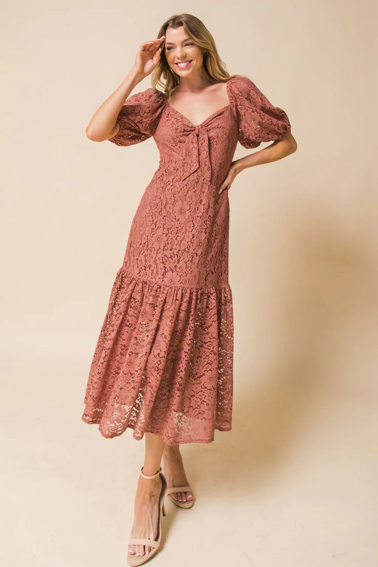 Mauve Lace Dress, Beautiful Frocks, Flying Tomato Dress, Coral Lace, Mauve Dress, Flying Tomato, Romantic Evening, Fashion Now, Frock Design