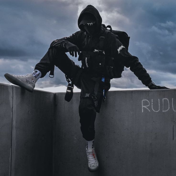 Male Techwear Aesthetic, Techwear Pfp, Warcore Outfits Male, Techwear Moodboard, Techwear Poses, Tactical Wear Aesthetic, Techware Aesthetic, Techware Men, Techwear Aesthetic Men