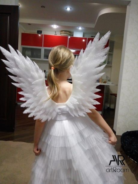 Мама сделала своими руками. Потрясные крылья! Nativity Angel Costume, How To Make Wings Costume Diy, Angel Diy Costume, Angel Costume Ideas, Kids Angel Costume, Angel Costume Diy, Diy Fantasia, Nativity Costumes, Diy Angel Wings