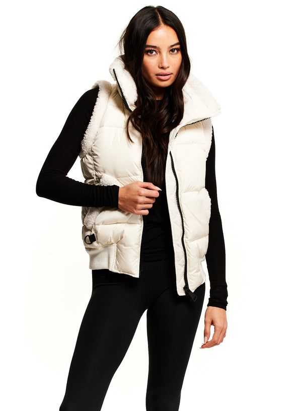 High Stretch Nylon Outerwear For Athleisure, Fitted Solid Nylon Puffer Jacket, Fitted Functional Nylon Outerwear, Functional Fitted Nylon Outerwear, Athleisure Nylon Outerwear For Cold Weather, Nylon Athleisure Outerwear For Cold Weather, Functional High Stretch Nylon Outerwear, Versatile Fitted Nylon Outerwear, Fitted Nylon Outerwear