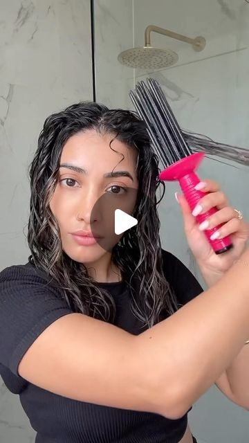 ANCHAL | Content Creator - Podcast Host - Author on Instagram: "finger coiling cheat code unlocked!! I haaaate finger coiling my curls on a wash day and this little tool basically does it for you 🙌🏽 would you try this?   #curlyhair #curlyhairstyles #curlyhairdontcare #curlyhairroutine #curlyhaircare #curlyhairhacks #fingercoils" How To Finger Coil, Finger Coiling, Finger Curls, Finger Coils, Curling Tools, Cheat Code, Podcast Host, Wash Day, Curly Hair Routine